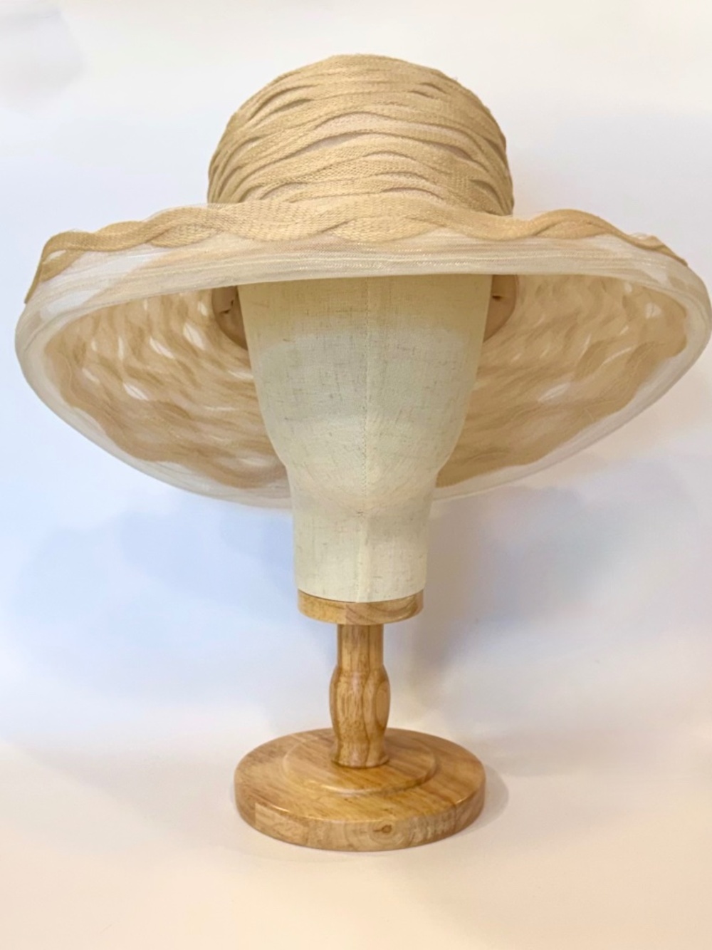 Vintage Italian MEMAR Beige Organza Wide Brim Hat, Rare Elegance.